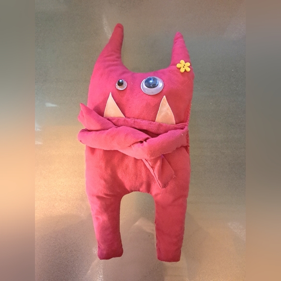 Hand Crafted Other - Susie so mad at her husband 11" tall handmade plus a free gift 🎁